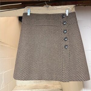 Elegant Talbot  Button-Detail Skirt